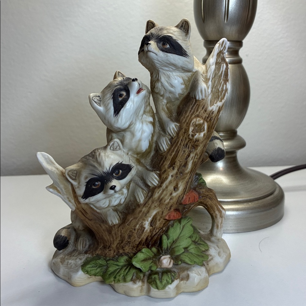 Vintage Homco Home Interiros 3 Racoons on a Branch # 1433 Figurine